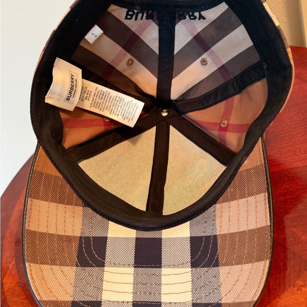 Burberry Giant Check Baseball Cap - Picture 6 of 7